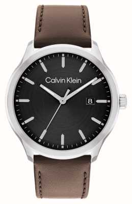 Calvin Klein Defina masculino (43 mm) mostrador preto / pulseira de couro marrom 25200354