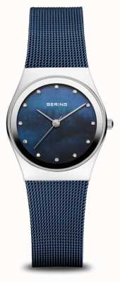 Bering Clássico | mostrador azul madrepérola | pulseira azul milanesa | caixa de aço inoxidável polido 12927-307